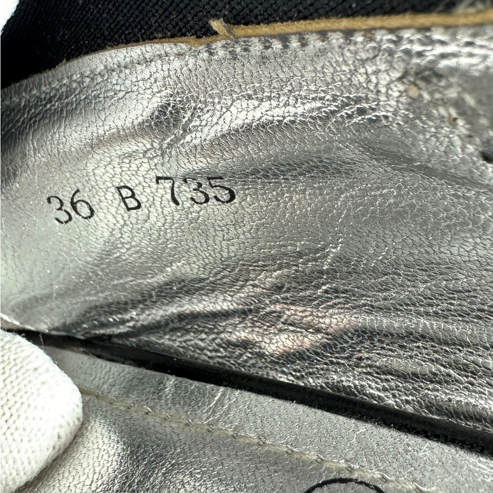 1999 CHANEL Silver Metallic Leather Black Spandex Slingback Sandals 36-6US - Picture 8 of 11